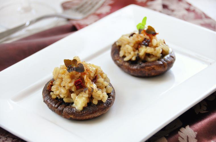 Portobello-Pilze mit Risottofüllung